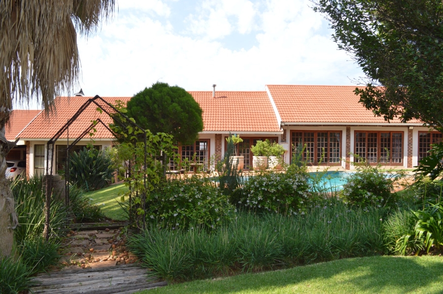 4 Bedroom Property for Sale in Doringkruin North West